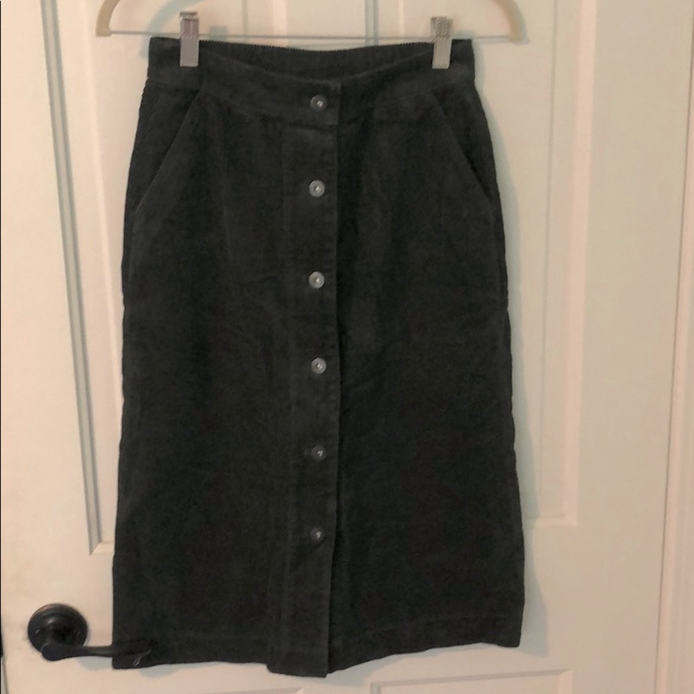 Uniqlo corridor a-line skirt dark green